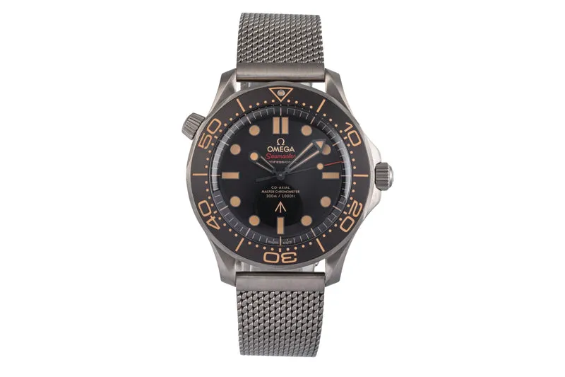 Omega Seamaster titanium automatic men's watch 210.90.42.20.01.001 LP: 10900EUR [2504062]