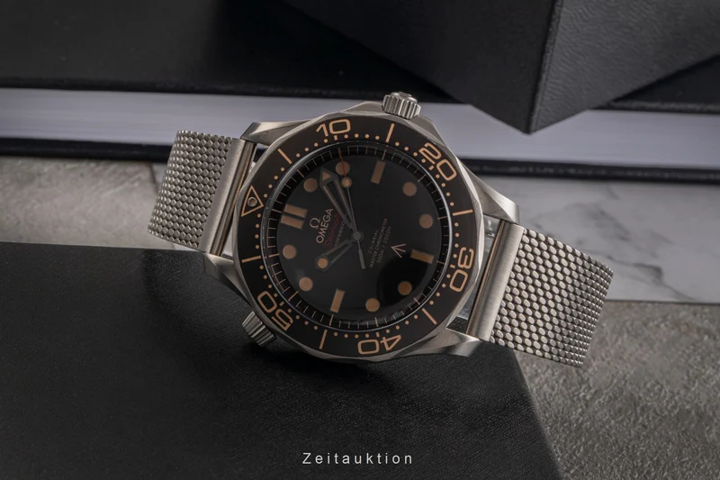 Omega Seamaster titanium automatic men's watch 210.90.42.20.01.001 LP: 10900EUR [2504062]