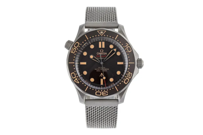 Omega Seamaster titanium automatic men's watch 210.90.42.20.01.001 LP: 10900EUR [2504414]