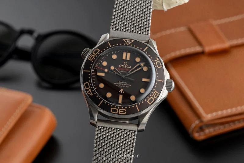 Omega Seamaster titanium automatic men's watch 210.90.42.20.01.001 LP: 10900EUR [2504414]
