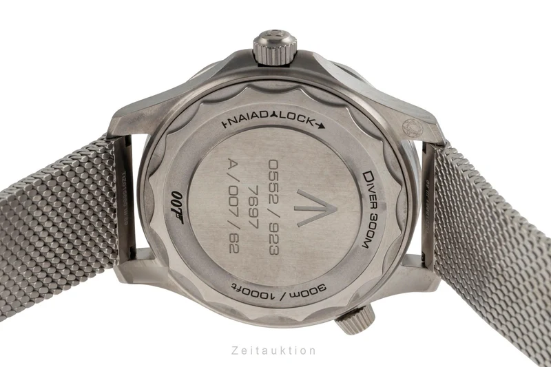 Omega Seamaster titanium automatic men's watch 210.90.42.20.01.001 LP: 10900EUR [2504414]