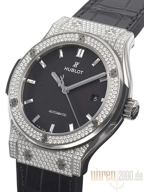 Hublot Classic Fusion Titanium Pave 42 mm 542.NX.1171.LR.1704