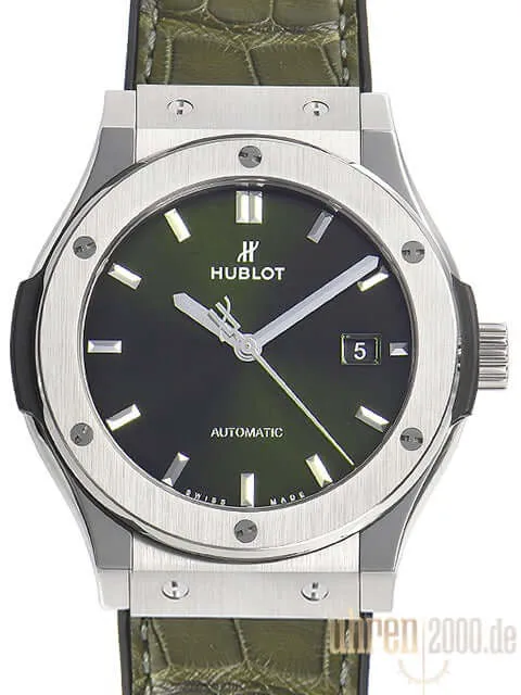 Hublot Classic Fusion Titanium 42 Green 542.NX.8970.LR
