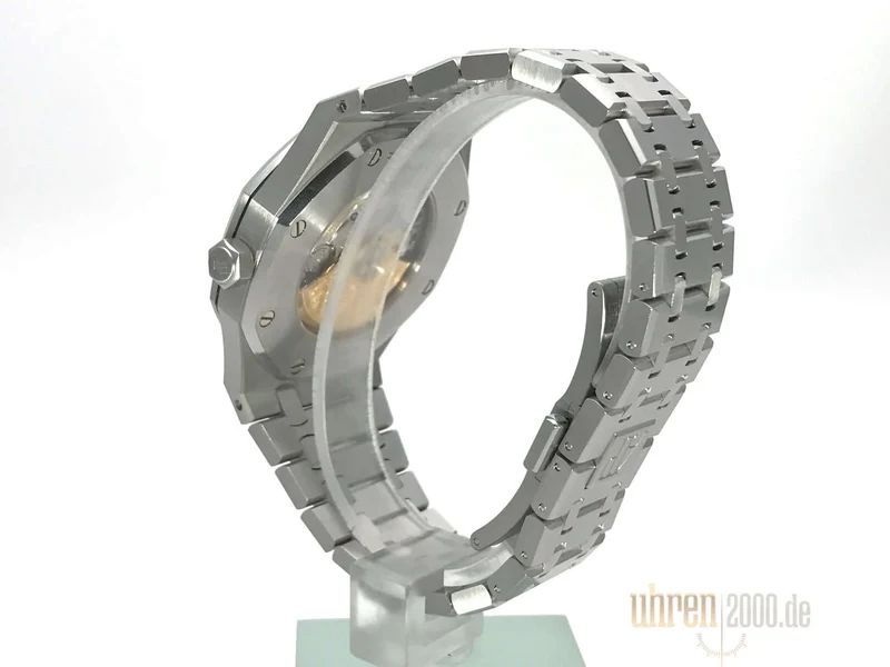 Audemars Piguet AP Royal Oak 15400ST.OO.1220ST.02 aus 2017