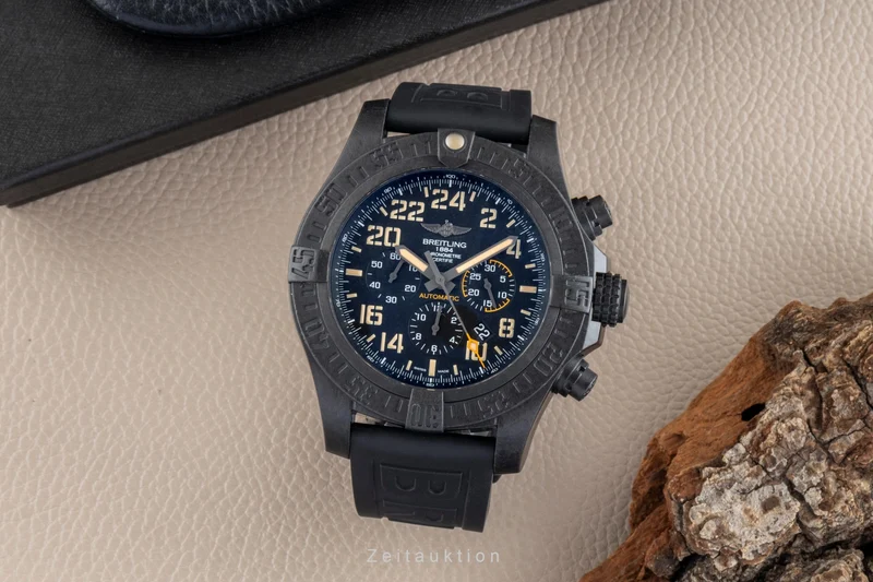 Breitling Avenger chronograph breitlight automatic men's watch XB12101A/BF46 [2504461]