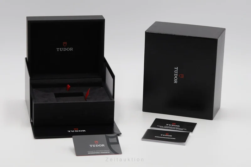 Tudor Black Bay steel automatic men's watch 79230R [2504071]