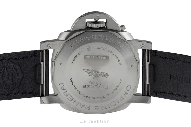 Panerai Submersible steel automatic men's watch PAM00682 [2502804]