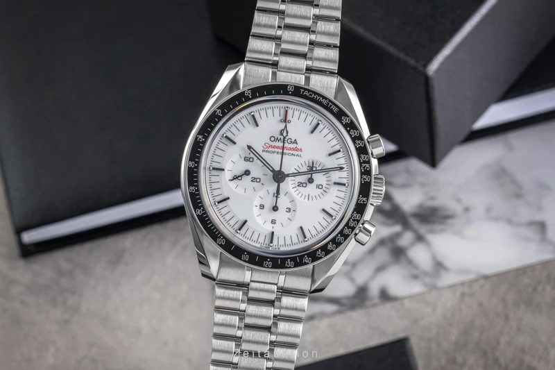 Omega Speedmaster Moonwatch chronograph steel manual winding men's watch 310.30.42.50.04.001 LP: 8800EUR [2504073]