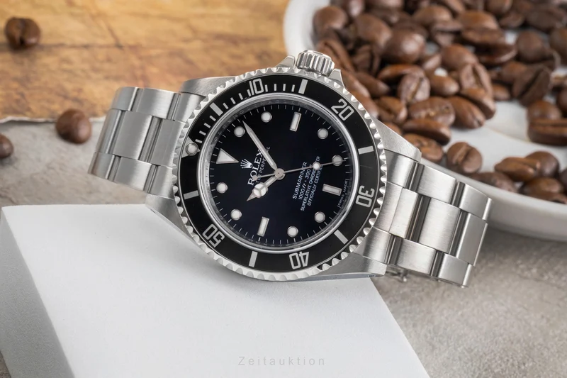 Rolex Submariner steel automatic men's watch 14060M [2503892]