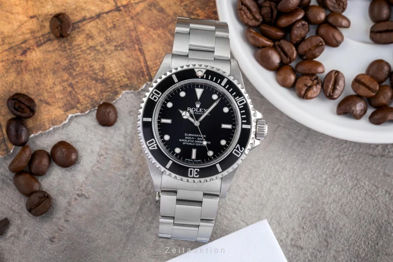 Rolex Submariner steel automatic men's watch 14060M [2503892]