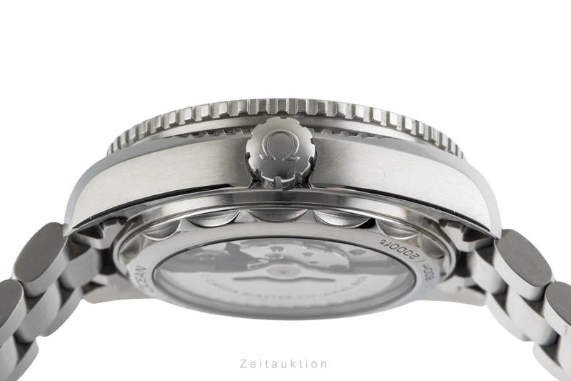 Omega Seamaster steel automatic men's watch 215.30.44.22.01.001 LP: 9500EUR [2502539]