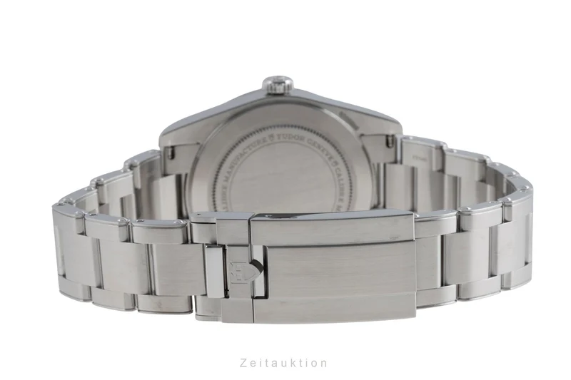 Tudor Black Bay steel automatic men's watch 79000N LP: 4040EUR [2504209]