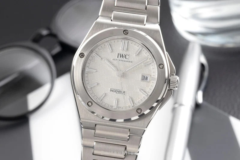 IWC Ingenieur steel automatic men's watch IW328902 LP: 129000EUR [2503847]