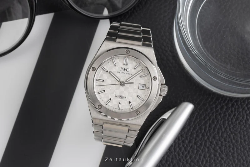 IWC Ingenieur steel automatic men's watch IW328902 LP: 129000EUR [2503847]
