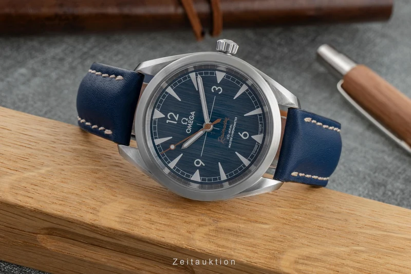 Omega Railmaster steel automatic men's watch 220.12.40.20.03.001 [2504327]