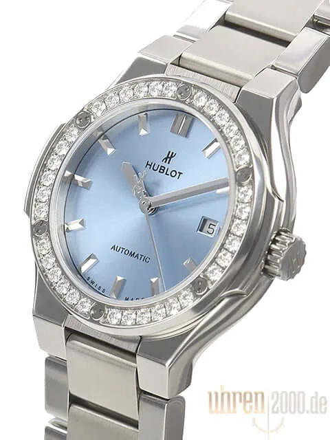 Hublot Classic Fusion 33 Titanium Lite Blue Bracelet 585.NX.891L.NX.1204