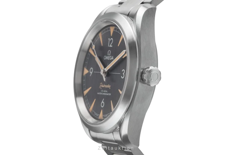 Omega Railmaster silver automatic men's watch 220.10.40.20.01.001 LP: 5400EUR [2504320]