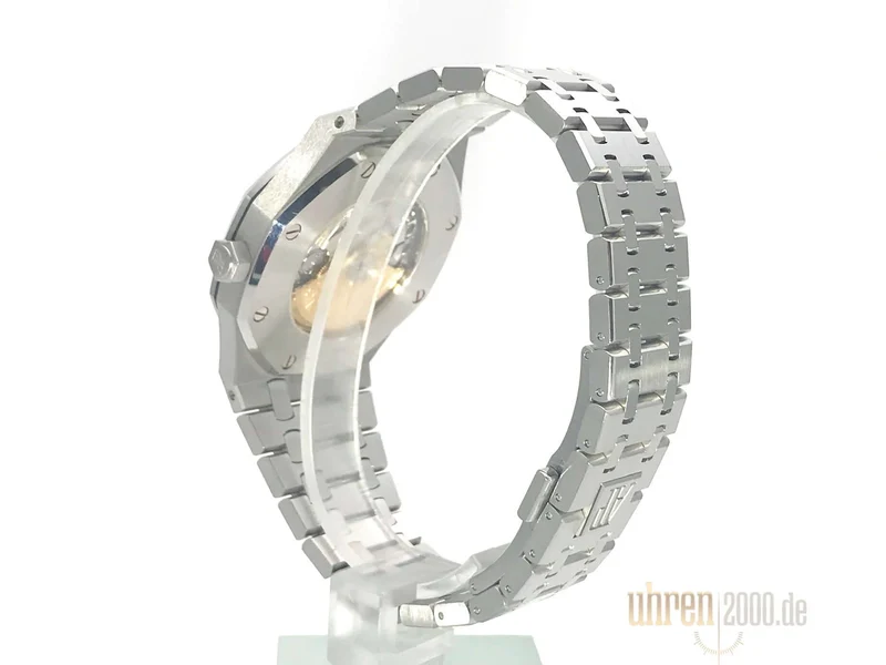 Audemars Piguet AP Royal Oak 15400ST.OO.1220ST.02 aus 2017