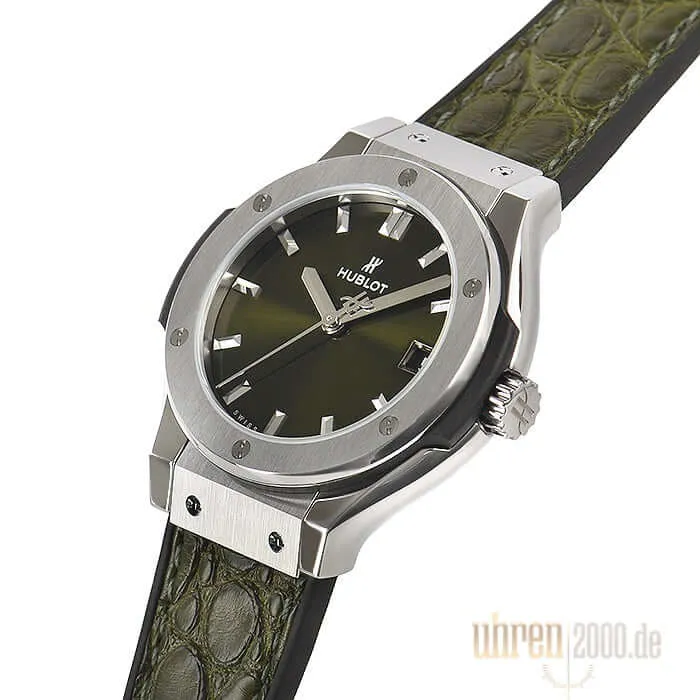 Hublot Classic Fusion Titanium Quarz 33 Green 581.NX.8970.LR