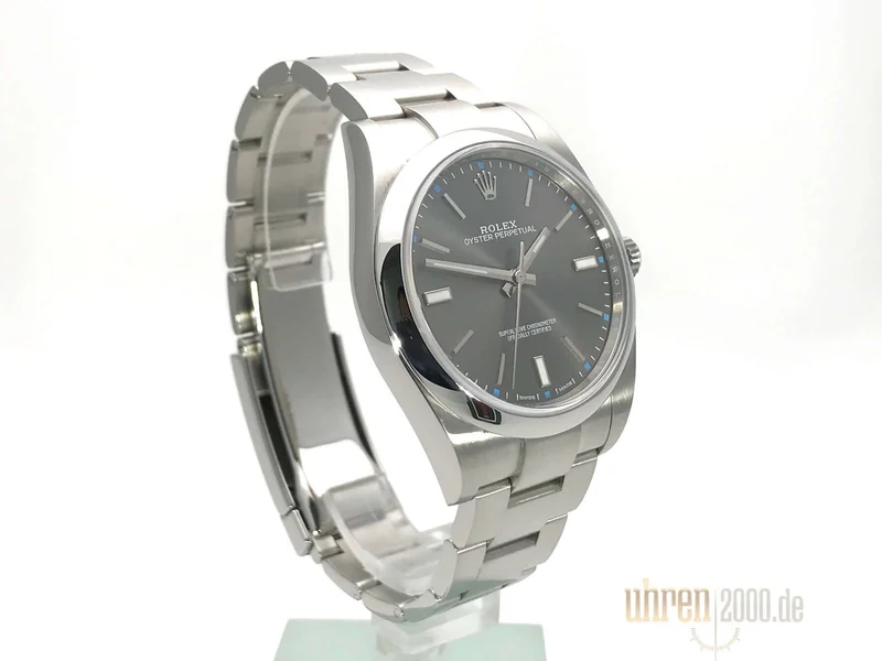 Rolex Oyster Perpetual 39 mm 114300 Grau aus 2017