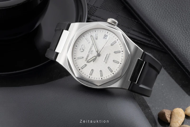 Girard Perregaux Laureato steel automatic men's watch 81010-11-131-BB6A [2503807]