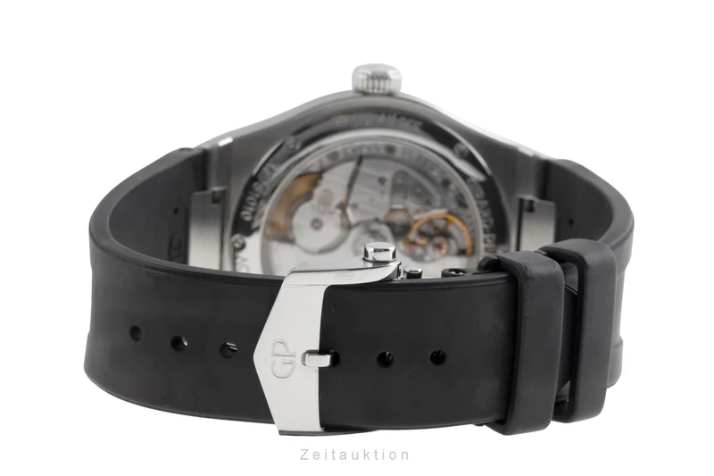 Girard Perregaux Laureato steel automatic men's watch 81010-11-131-BB6A [2503807]