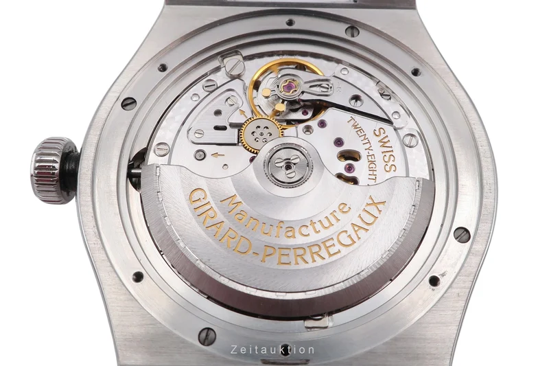 Girard Perregaux Laureato steel automatic men's watch 81010-11-131-BB6A [2503807]