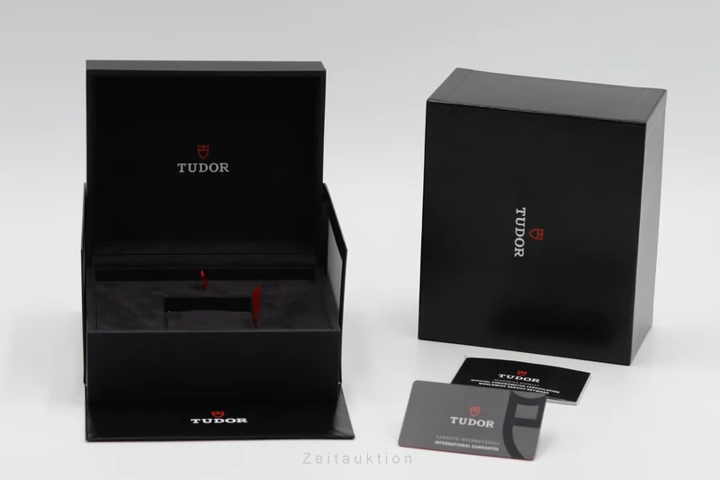 Tudor Black Bay steel automatic men's watch 7941A1A0RU LP: 4580EUR [2503346]