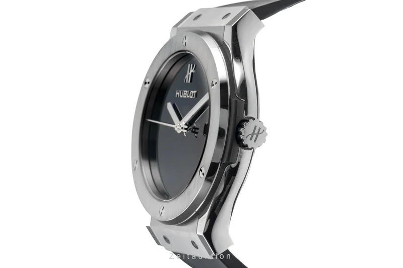 Hublot Classic Fusion titanium automatic men's watch 511.NX.1270.RX.MDM40 LP: 7900EUR Limited [2400203]