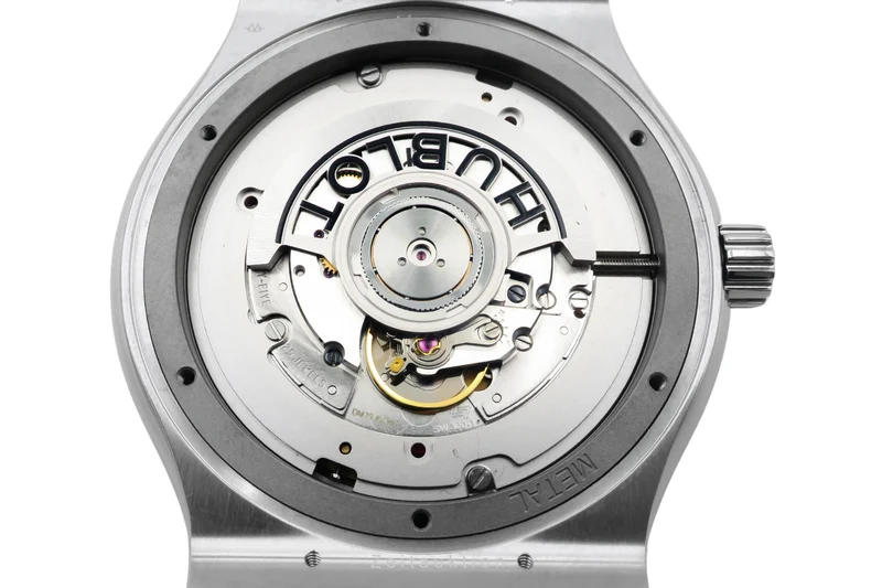 Hublot Classic Fusion titanium automatic men's watch 511.NX.1270.RX.MDM40 LP: 7900EUR Limited [2400203]