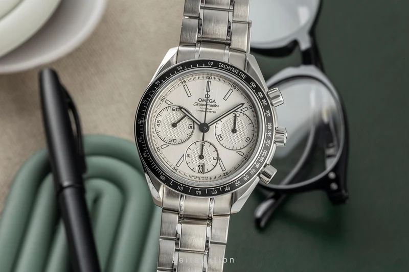 Omega Speedmaster chronograph steel automatic men's watch 326.30.40.50.02.001 LP: 6100EUR [2401241]