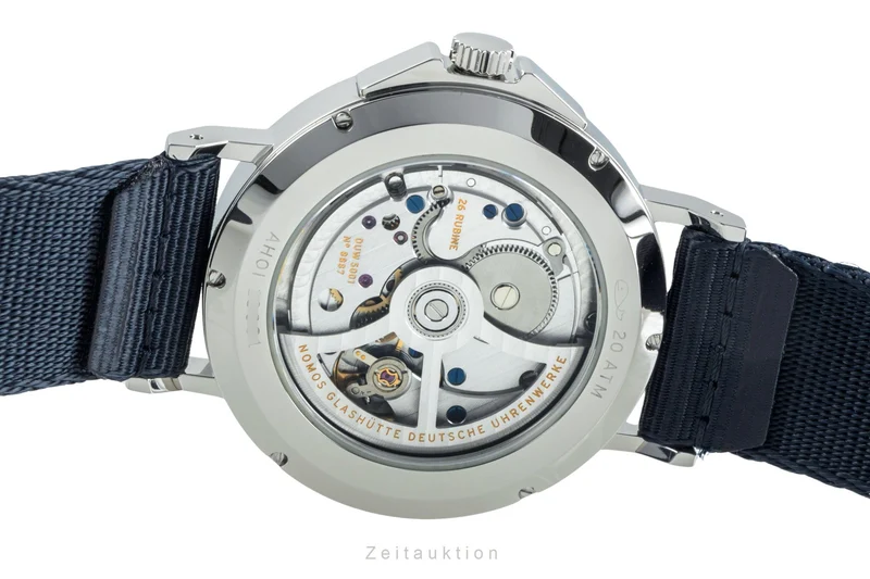 Nomos Ahoi steel automatic men's watch 557 LP: 3340EUR [2401144]