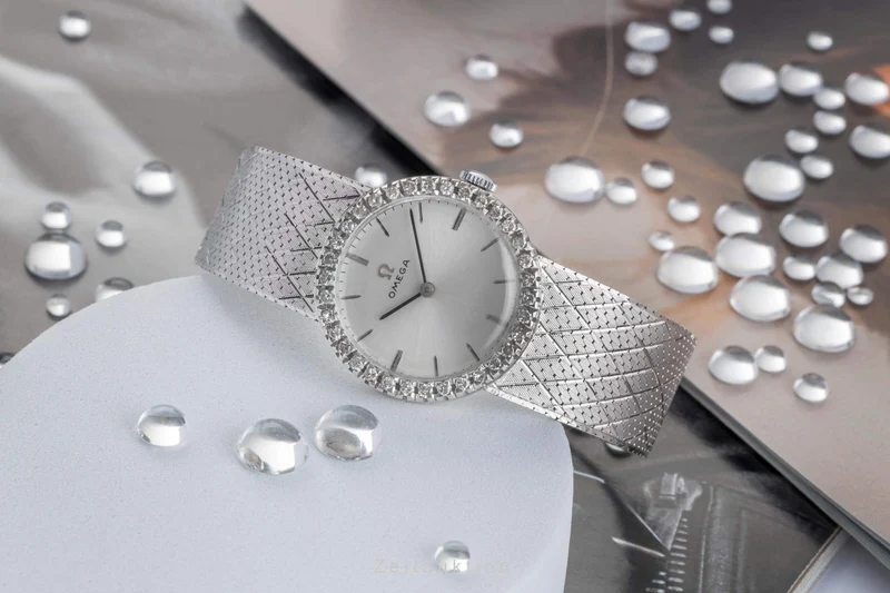 Omega 18 ct white gold manual winding women's watch Vintage [2404393]