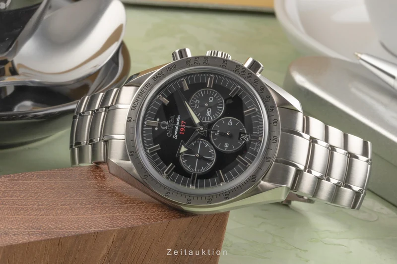 Omega Speedmaster chronograph steel automatic men's watch 321.10.42.50.01.001 [2400080]