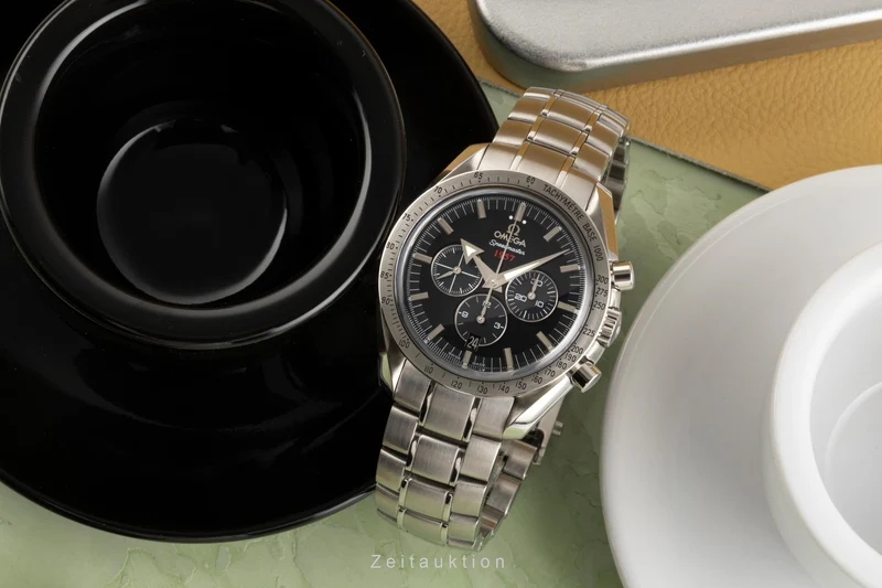 Omega Speedmaster chronograph steel automatic men's watch 321.10.42.50.01.001 [2400080]