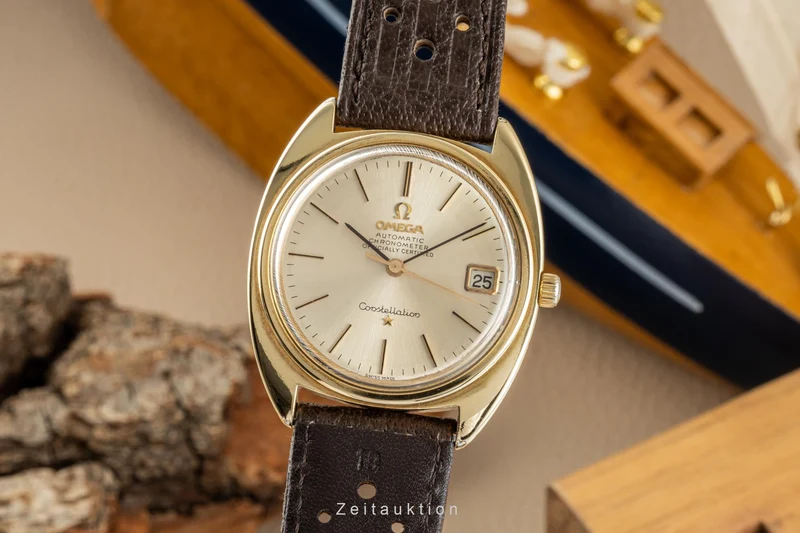 Omega Constellation gilt / steel automatic men's watch 168.017 Vintage [2400058]