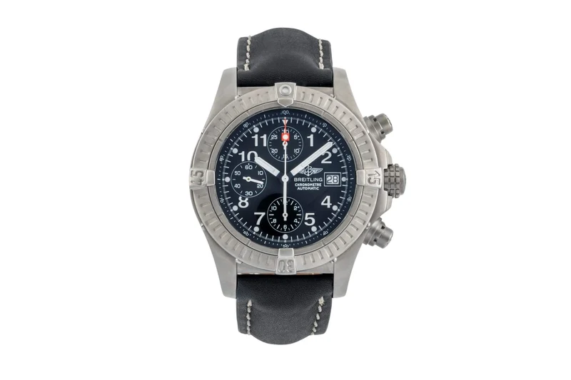 Breitling Avenger chronograph titanium automatic men's watch E13360 LP: 7900EUR [2402385]