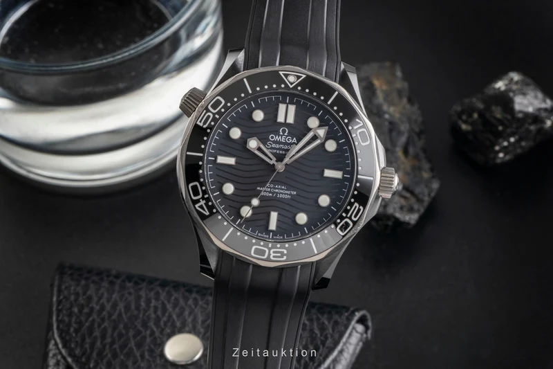 Omega Seamaster ceramic / titanium automatic men's watch 210.92.44.20.01.001 LP: 9700EUR [2503511]