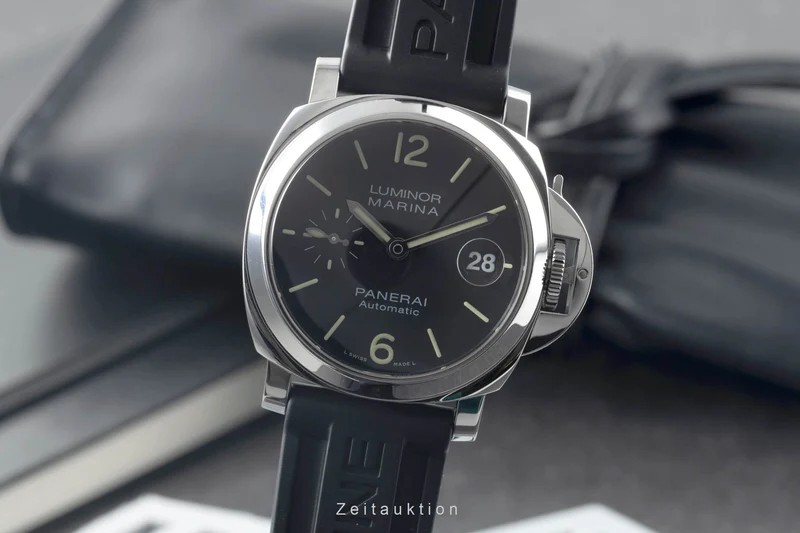 Panerai Luminor Marina steel automatic men's watch PAM01048 LP: 7900EUR [2406585]