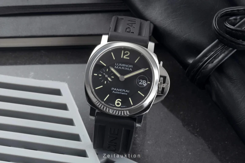 Panerai Luminor Marina steel automatic men's watch PAM01048 LP: 7900EUR [2406585]