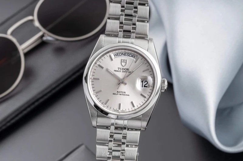 Tudor Date-Day steel automatic men's watch 76200 [2406102]