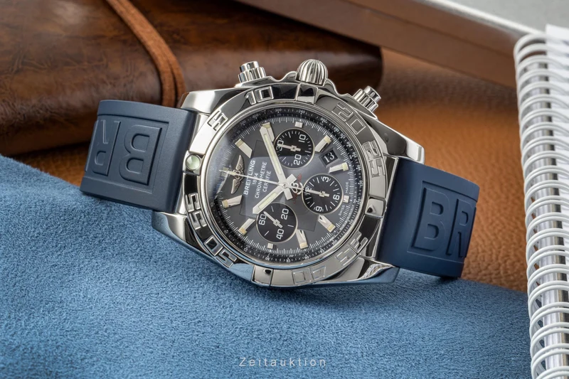 Breitling Chronomat 44 chronograph steel automatic men's watch AB0110 LP: 8900EUR [2206032]