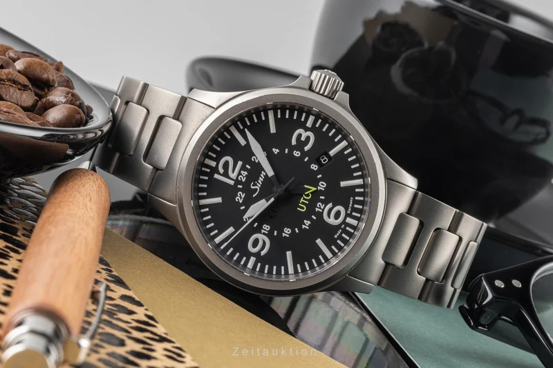 Sinn 856 UTC steel automatic men's watch 856.010 LP: 2360EUR [2400029]