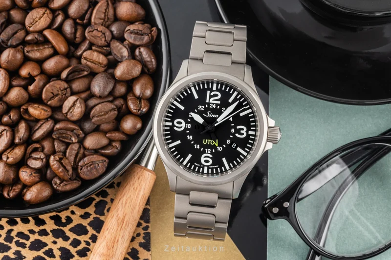 Sinn 856 UTC steel automatic men's watch 856.010 LP: 2360EUR [2400029]