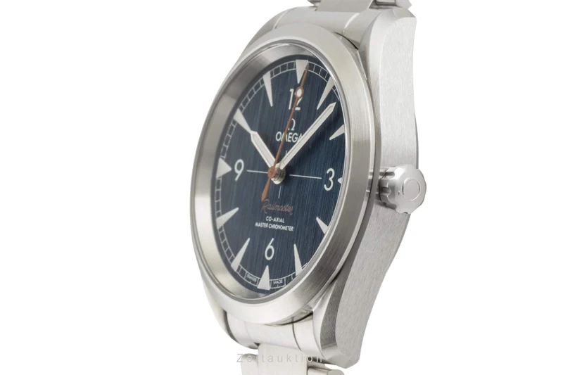 Omega Railmaster steel automatic men's watch 220.10.40.20.03.001 LP: 5400EUR [2402143]