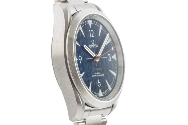 Omega Railmaster steel automatic men's watch 220.10.40.20.03.001 LP: 5400EUR [2402143]