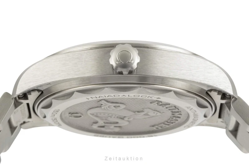 Omega Railmaster steel automatic men's watch 220.10.40.20.03.001 LP: 5400EUR [2402143]