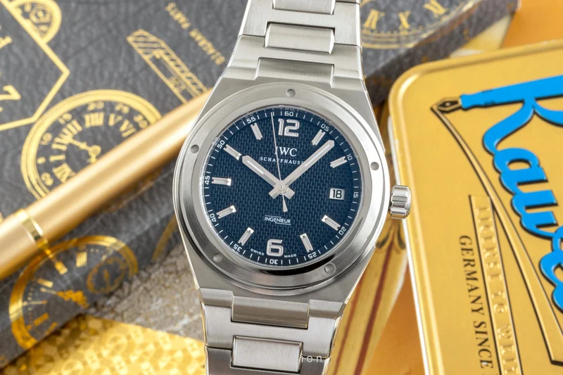 IWC Ingenieur steel automatic men's watch IW322701 LP: 12900EUR [2305773]