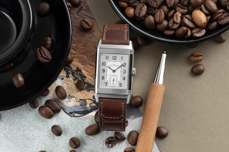 Jaeger LeCoultre Reverso steel manual winding men's watch Q3858522, 214.8.62 LP: 11400EUR [2400682]