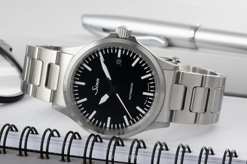 Sinn 556 steel automatic men's watch 556.010 LP: 1325EUR [2305621]